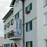 Pensionat Junior By Max 70 Salzburg