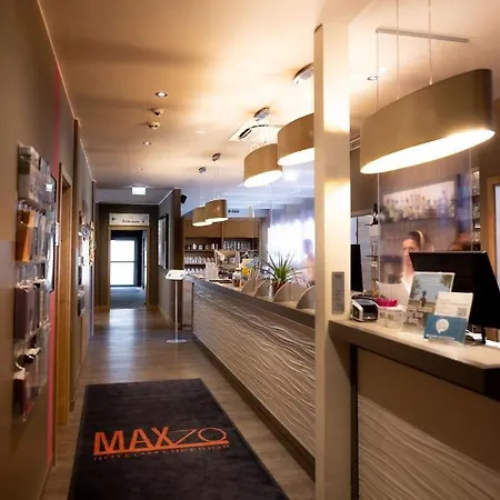 Junior By Max 70 Vendégház Salzburg