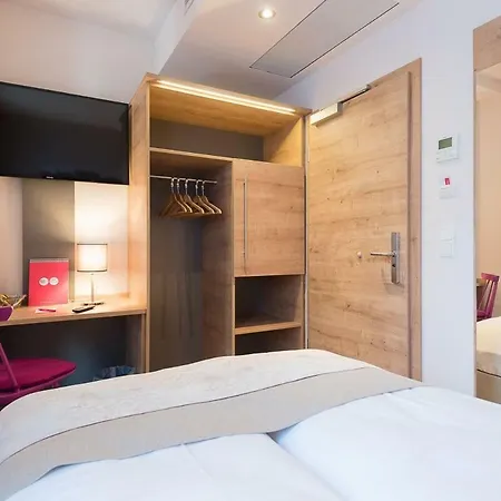 Vendégház Junior By Max 70 3*