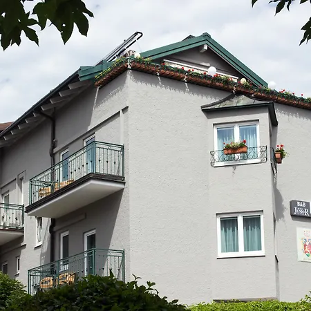 Guest house Junior By Max 70 3*