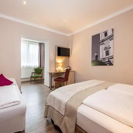 Junior By Max 70 ゲストハウス