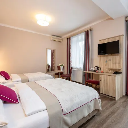 ゲストハウス Junior By Max 70