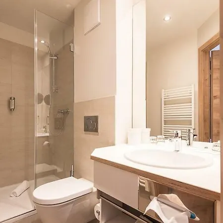 Junior By Max 70 ゲストハウス