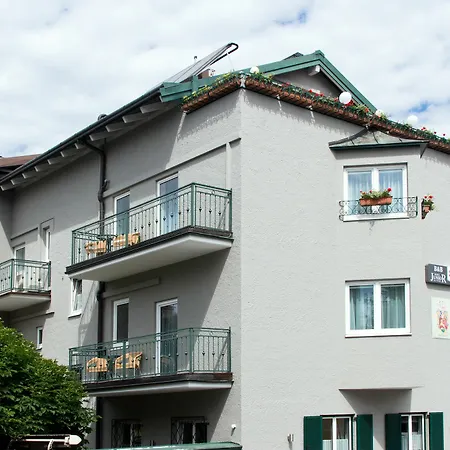 Junior By Max 70 Gasthof Salzburg