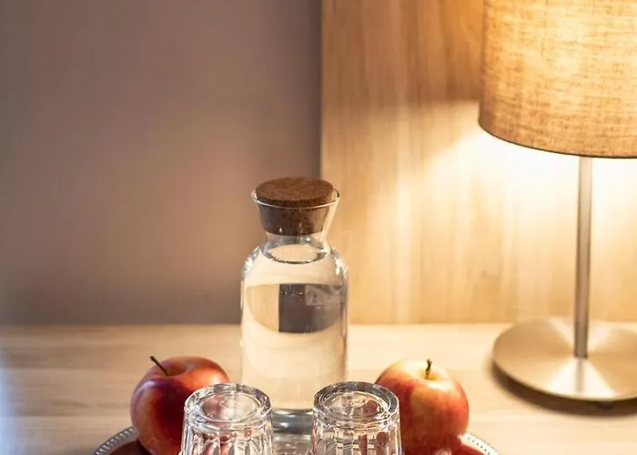 Junior By Max 70 ゲストハウス 3*