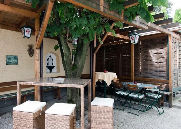 Junior By Max 70 ゲストハウス ザルツブルク